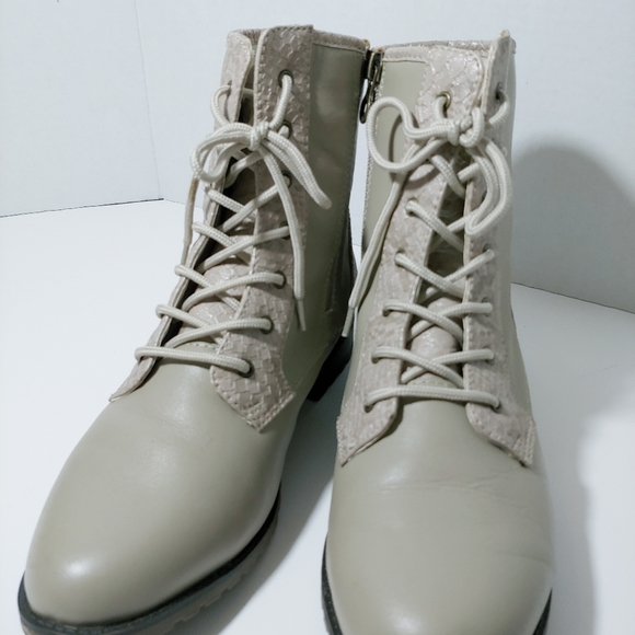 Sporto booties with faux snakeskin upper. - Picture 2 of 3